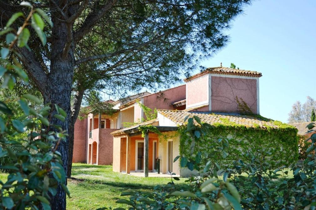 Sowell Residences Les Hameaux De Camargue Arles Esterno foto